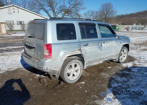 2013 Jeep Patriot Latitude z USA, uszkodzony, nr VIN 1C4NJPFB6DD250426